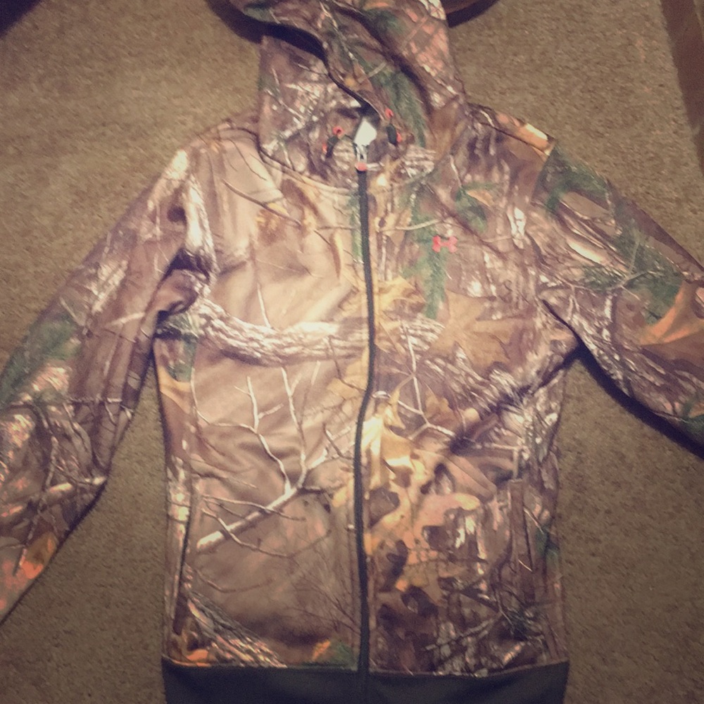 Underarmour camo jacket